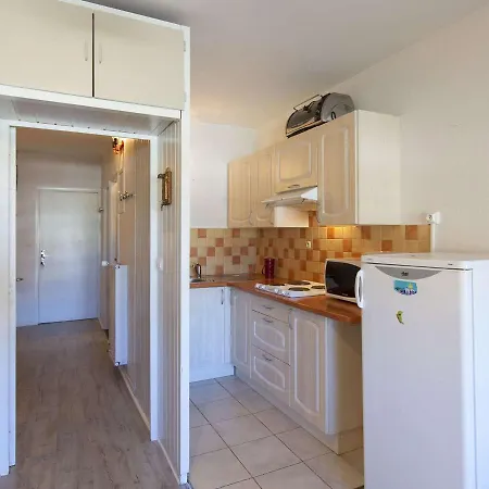 6 Couchages Au Pied Des Pistes à Gourette - Fr-1-400-94 *